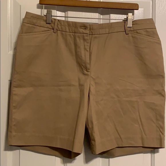 Talbots Pants - Talbots Khaki Shorts NWT. Size 14